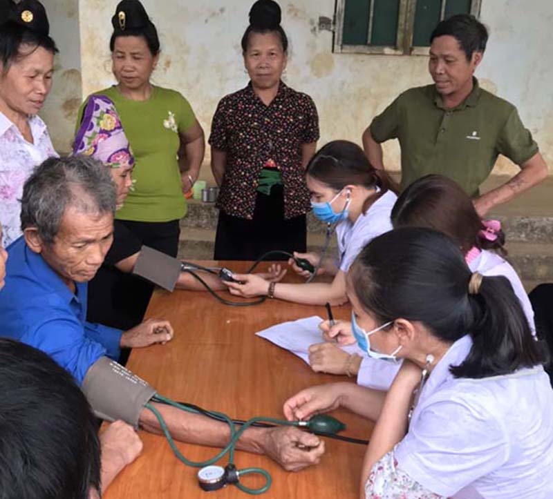 Những lưu ý khi chăm sóc sức khỏe Người cao tuổi 